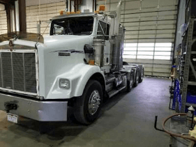 Day Cab Semi Trucks